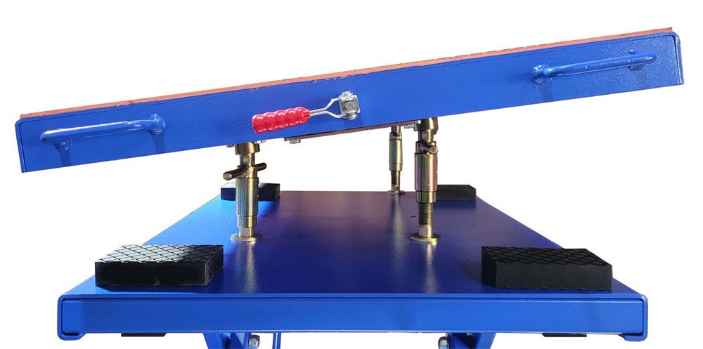 iDeal LT-EV3300DC-X 3,300 lb. Capacity Electric-Hydraulic EV/Hybrid Component Lift Table - Image 10